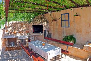 Seaside secluded apartments Cove Tvrdni Dolac, Hvar - 4008 - Gdinj - 4