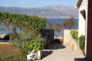 Apartments by the sea Slatine, Ciovo - 1128 - Slatine - 3