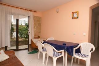 Apartments with parking spaces Jelsa, Hvar - 4040 - Jelsa - 2