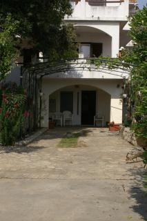 Apartments with parking spaces Mandre, Pag - 4075 - Mandre - 1