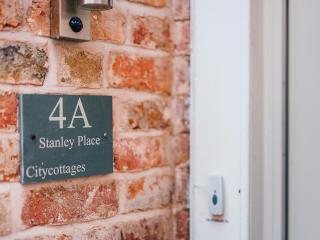 Flat 4A - Chester - 8