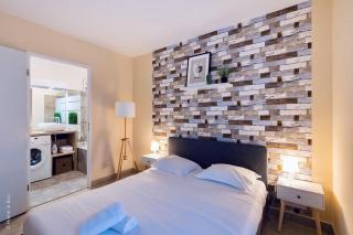 Shopping Center by Plaza - Proche Disneyland Paris - Serris - 9