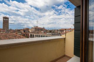 Bright Apartment On Venetian Roofs R&R - Venice - 4