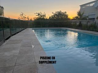 T2 Cosy Montpellier - Spa Privatif Jacuzzi Hammam Piscine Extérieure en Supplément - 2