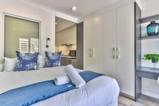 Arty Modern Design Studio with Balcony and Pool - Cidade Do Cabo - 6