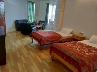 The Shillong Hills Guest House - Shillong - 3