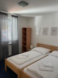 Mikulov Inn - hotel Zeme - Mikulov - 1