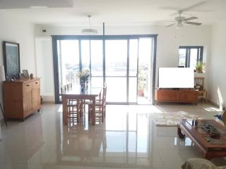 Comfortable vacation home with great views - 5
