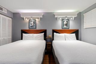 Hosteeva Oceanfront Spectacular Condo - 3