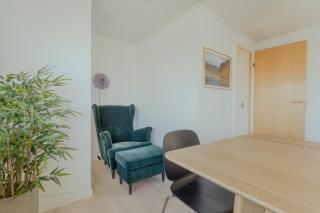 5 BR Penthouse Apartment / Downtown / Marina - 2