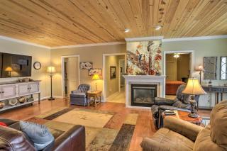 Cheerful Tiffin Digs in the Heart of Downtown - Tiffin - 7