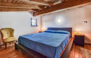 Amazing Home In Castiglione Di S - 8