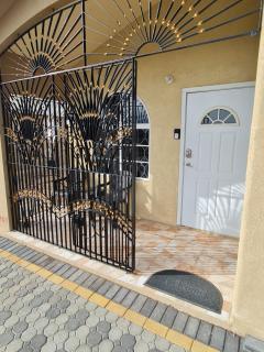 Chad's Island Retreat - Spanish Town - 9