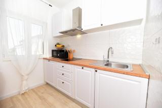 Apartman u atraktivnoj kuci u nizu s garazom - Ljubač - 8