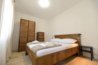 Apartman u atraktivnoj kuci u nizu s garazom - Ljubač - 3