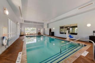 Best Western Plus Miami Airport North Hotel & Suites - Miami - 8