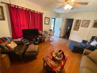 11th St. Casa Blanca Bandera, TX. - Bandera - 4