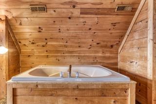 Alone At Last- Hot Tub, Cozy Cabin Retreat in the Smokies - 6
