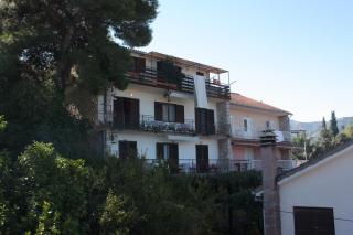Apartments with a parking space Jelsa, Hvar - 5728 - 0