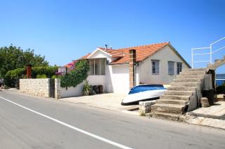 Apartments and rooms with parking space Hvar - 4613 - 0