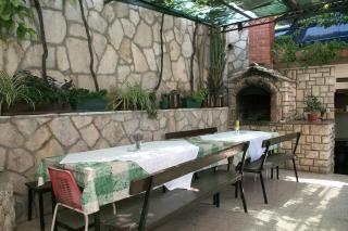 Apartments and rooms with parking space Hvar - 4613 - 3