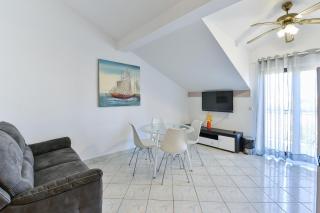 Family friendly apartments with a swimming pool Privlaka, Zadar - 5762 - Privlaka - 2