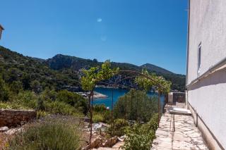 Apartments by the sea Cove Pokrivenik, Hvar - 4604 - Gdinj - 4