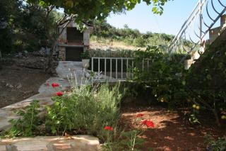 Apartments by the sea Cove Zarace - Gdinj, Hvar - 4598 - Gdinj - 3