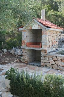 Apartments by the sea Cove Zarace - Gdinj, Hvar - 4598 - Gdinj - 2