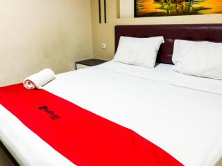 RedDoorz At Hotel Gajah Mada Palu - Palu - 7