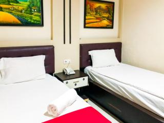 RedDoorz At Hotel Gajah Mada Palu - Palu - 3