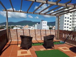 POOL Seaview 3B Apartment - BATHTUB -BALCONY - Da Nang - 7
