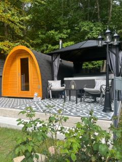 Amazing Poconos House . Sauna/Hot Tub/Private Pool - East Stroudsburg - 9