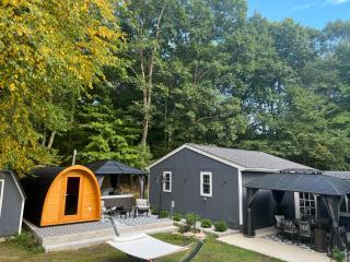 Amazing Poconos House . Sauna/Hot Tub/Private Pool - East Stroudsburg - 1