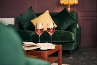 Min Yr Afon, A charming Laugharne Cottage, close to Castle, Estuary & Cafés - 6