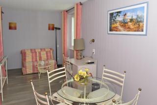Logis Hôtel Beau Site - Loubaresse - 8