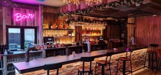 The Waterside Bar Rooms & Restaurant - 9