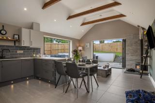 Pine Cottage - Tenby - 4