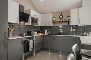 Pine Cottage - Tenby - 5