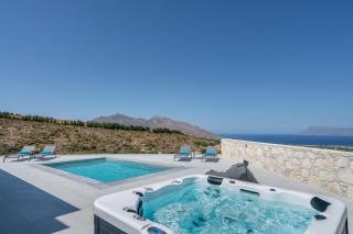 Luxurious Villa Cretan Aura with Private Heated Pool, Jacuzzi and Playroom - Áyios Ioánnis - 8