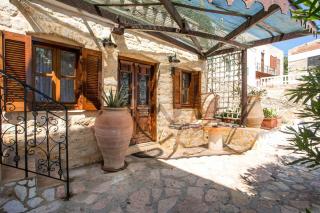 Anna's House Traditional - Halki - 7