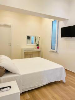 Alemar Bed & Breakfast - 1