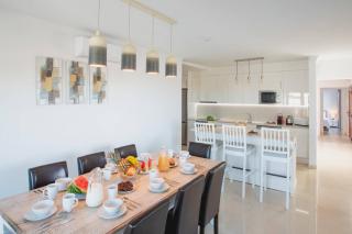 Villa Vista Reina - Luxury 6 Bedroom - Heated Pool- Views - Pool Table - Vista Lobos - Playa Blanca - Playa Blanca - 6