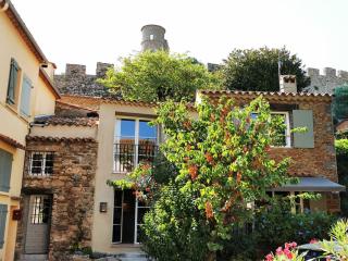 Pretty Historical Village House - 7
