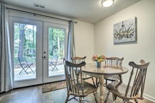 Walk to Dtwn and Breweries Townhome in Cary! - Cary - 3