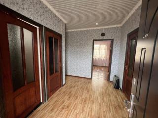 Large, sunny 2nd floor with separate enterance. - 2