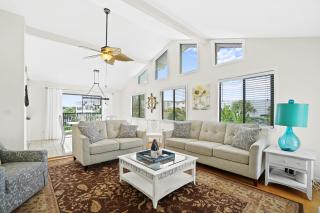 Destin Beach House - Happy Harbor House by Panhandle Getaways - Destin - 2