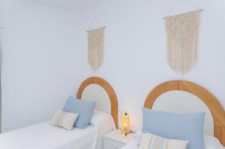 Apartment Urban 3 Beachfront Corralejo By Holidays Home - Corralejo - 8