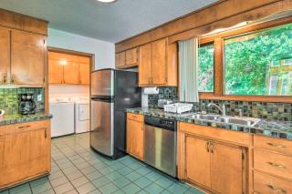 Quaint Lake Norman Home with Boat Dock and Grill! - Sherrills Ford - 4