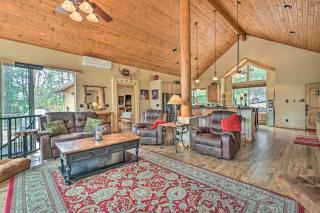 Fire Pit, Deck and Grill Serene Prescott Cabin! - Prescott - 5
